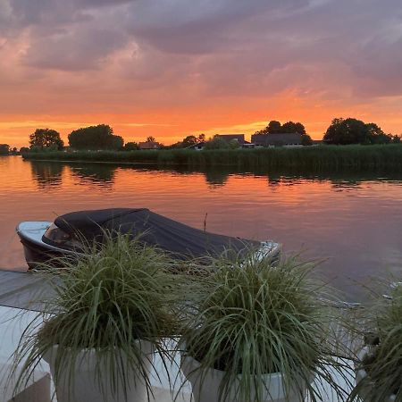 B&B Ganzendiep Aan Het Water Grafhorst 外观 照片